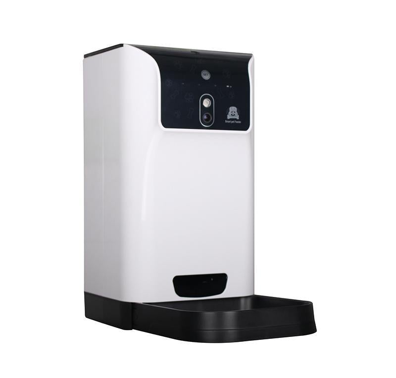 Smart Pet Feeder With Camera